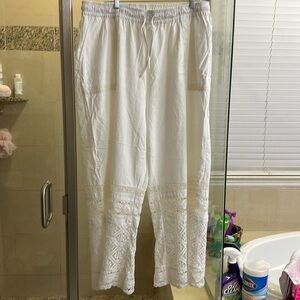 Gorgeous wide leg linen pants with lace detail.